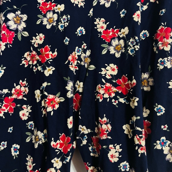 Torrid floral pant - Picture 4 of 6